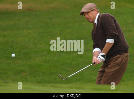 9. Februar 2007 trifft - Pebble Beach, CA, USA - Schauspieler KEVIN COSTNER aus der rauen am 18. Loch Poppy Hills bei den Pebble Beach National pro-am in Pebble Beach am Freitag, 9. Februar 2007 statt. (Kredit-Bild: © Dan Honda/Contra Costa Times / ZUMA Press) Einschränkungen: USA Boulevardpresse Rechte heraus! Stockfoto