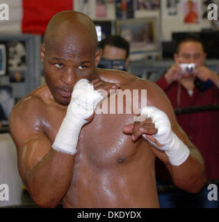 21. Juni 2007 bereitet seinen 21 Juli Kampf gegen Ronald "Winky" Wright im The Mandalay Bay Hotel in Las Vegas - Los Angeles, CA, USA - BERNARD "The Executioner" HOPKINS. Hopkins im Alter von 42 in einem besseren Zustand als Boxer halb so alt ist und hat sehr geringen Laufleistung von seiner Kämpfe. Wright ist ein sehr langsamer Starter und ist auch bekannt für seinen defensiven Stil, der für Bernar Probleme verursachen können Stockfoto