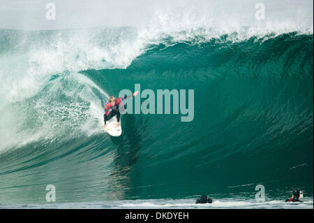 21. Juni 2007 - platzieren Arica, Chile - aktuelle ASP weltweit die Nummer zwei australische TAJ BURROW (AUS) überlebte seine Beseitigung Runde zwei Hitze gegen tödliche chilenischen Wildcard Christian Merello an den Rip Curl Pro Search nehmen an Ex-Isla Alacran in Arica. Fuchsbau sicherte sich mehrere Rückhand Röhren, die ihn sah voraus direkt durch Ound drei. Runde zwei, Erhitzen 1 Partituren: Taj Burrow (AUS) 13,5 Stockfoto