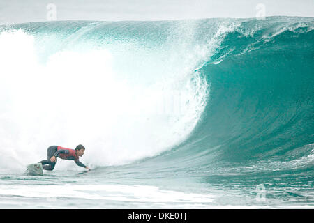 28. Juni 2007 - war Ex-Isla Alacran, Arica, Chile - brasilianische Bruno Santos (im Bild) wurde Brasilianisch in der Rip Curl Pro Search Rip an Ex-Isla Alacran in Arica, Chile heute nach Abschluss seiner gleich Fünfter an der Veranstaltung. Santos, der als Platzhalter in das Ereignis eingeladen wurde, verlor im Viertelfinale gegen Damien Hobgood. (Kredit-Bild: © Pierre Tostee/ASP-bedeckten Bilder/ZUMA Pres Stockfoto