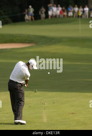 3. Juli 2007 - Bethesda, MD, USA - Welt auf Platz Nr. 1 Golfer TIGER WOODS, während eine Proberunde auf nationaler AT&T im Congressional Country Club in Bethesda, Maryland, 3. Juli 2007. (Kredit-Bild: © Mannie Garcia/ZUMA Press) Stockfoto