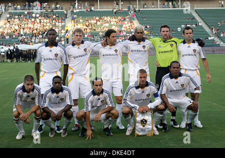 15. August 2007 - Carson, CA, USA - The Los Angeles Galaxy posieren für ein Mannschaftsfoto vor dem SuperLiga Halbfinale Fußballspiel gegen DC United im Home Depot Center, Mittwoch, 15. August 2007, in Carson, Kalifornien  (Kredit-Bild: © Branimir Kvartuc/ZUMA Press) Stockfoto