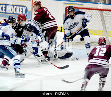 24. März 2007: The University of Maine besiegte der University of Massachusetts 3-1 in der 2007 NCAA Herren Hockey East Regional die Blue Cross Arena in Rochester, New York. (Kredit-Bild: © Alan Schwartz/Cal-Sport-Medien) Stockfoto