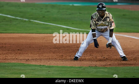 Profil auf San Antonio Missionen Luis Durango. Er war immer bereit, die zweite Basis gegen die Midland Rockhounds im Wolff-Stadion am Mittwoch, 13. Mai 2009 zu stehlen.  Kin Mann Hui/kmhui@express-news.net (Credit-Bild: © San Antonio Express-News/ZUMA Press) Stockfoto