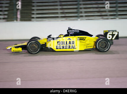 6. Juni 2009 - Dallas, Texas, USA - Sarah Fisher treibt das #67 Sarah Fisher Racing Team Dallara Honda bei Bombardier Learjet 550 k auf dem Texas Motor Speedway in Fort Worth, Texas. (Kredit-Bild: © Albert Pena/Southcreek EMI/ZUMA Press) Stockfoto