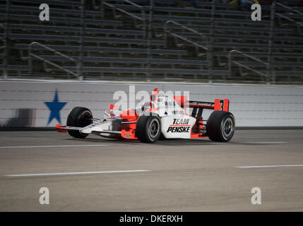 6. Juni 2009 - Dallas, Texas, USA - Helio Castroneves, treibt die #3 Team Penske Dallara Honda auf der wichtigsten Strecke bei Bombardier Learjet 550 k auf dem Texas Motor Speedway in Fort Worth, Texas (Credit-Bild: © Albert Pena/Southcreek EMI/ZUMA Press) Stockfoto