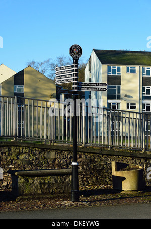 Richtung Wegweiser. Aynam Road, Kendal, Cumbria, England, Vereinigtes Königreich, Europa. Stockfoto