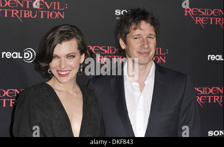 Milla Jovovich Paul W.S Anderson "Resident Evil: Retribution" - Los Angeles Premiere - Arrivals-Los Angeles-Kalifornien - Stockfoto