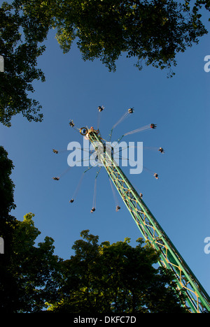 HIMMELSKIBET IN TIVOLI IN KOPENHAGEN Stockfoto