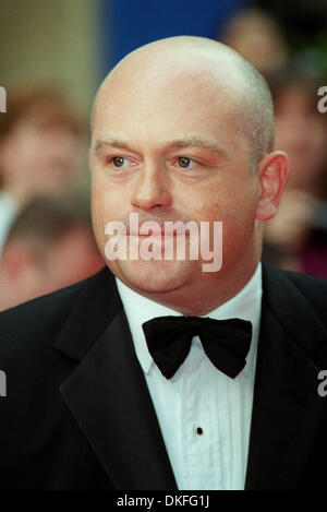 ROSS KEMP. SCHAUSPIELER. ND. BAFTA TV AWARDS, LONDON, ENGLA.13/05/2001.BH21C30C. BILDNACHWEIS: ALLSTAR / Stockfoto