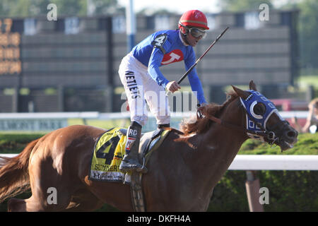 6. Juni 2009 - Elmont, New York, USA - #4 gewinnt SUMMER BIRD geritten von KENT DESORMEAUX (rote Mütze) 141. laufendem die Belmont Stakes in Belmont Park, Elmont NY.  (Kredit-Bild: © Anthony Gruppuso/Southcreek Global/ZUMA Press) Stockfoto