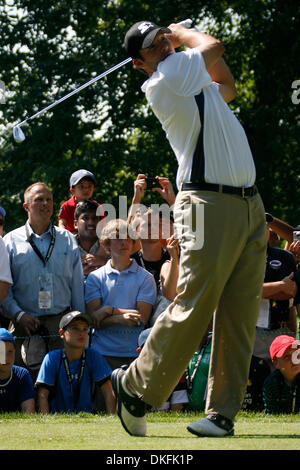 1. Juli 2009 - Washington, District Of Columbia, USA - TONY ROMO abschlägt während Earl Woods Memorial pro Runde im Rahmen des nationalen AT&T im Congressional Country Club. (Kredit-Bild: © James Berglie/ZUMA Press) Stockfoto