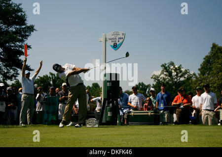 1. Juli 2009 - Washington, District Of Columbia, USA - TONY ROMO abschlägt während Earl Woods Memorial pro Runde im Rahmen des nationalen AT&T im Congressional Country Club. (Kredit-Bild: © James Berglie/ZUMA Press) Stockfoto