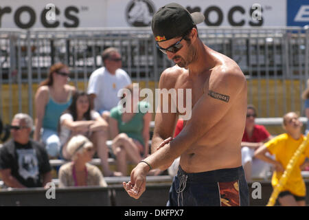 23. Mai 2009 - öffnen Huntington Beach, Kalifornien, Vereinigte Staaten von Amerika - Todd Rodgers während der AVP Huntington Beach in Huntington Beach. (Kredit-Bild: © Brandon Parry/Southcreek Global/ZUMAPRESS.com) Stockfoto