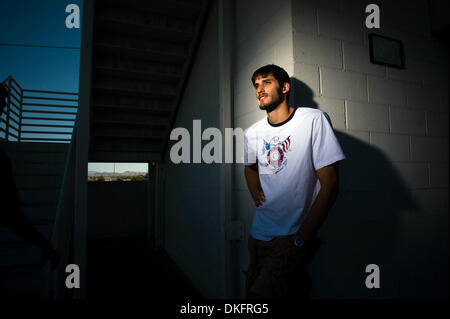 12. Juli 2009 spielte seine gesamte Karriere in seiner Heimat Israel - Las Vegas, Nevada, USA - Sacramento Kings Draft-pick OMRI CASSPI. Aufgewachsen mit Hapoel Holon aber bewegt an Maccabi Tel Aviv wo er 2005 / 06 debütierte. Für die Saison 2006 / 07 kehrte Maccabi Tel Aviv für 2007 / 08 verliehen an Hapoel Galil Elyon. (Kredit-Bild: © Jose Luis Villegas/riesters Stockfoto
