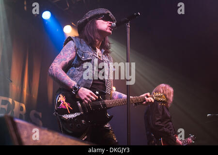 Inverness, Schottland. 5. Dezember 2013.  Black StarRider durchführen, bei der Ironworks(Inverness, United Kingdom) Credit: Thomas Bisset/Alamy Live News Stockfoto