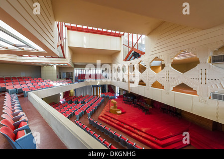 Innenraum der Kapelle Annie Pfeiffer, Frank Lloyd Wright-Campus am Florida Southern College, Lakeland, Florida, USA Stockfoto