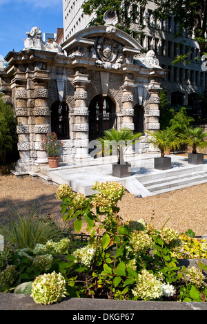 Die berühmte York Watergate in Londons Embankment Gardens. Stockfoto