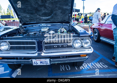 Ein 1964 Pontiac GTO auf der Motor4toys-Veranstaltung in Woodland Hills, Kalifornien Stockfoto