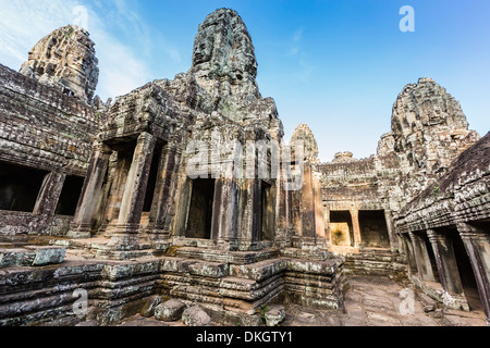 Gesicht Türme im Bayon-Tempel in Angkor Thom, Angkor, UNESCO-Weltkulturerbe, Provinz Siem Reap, Kambodscha, Südost-Asien Stockfoto