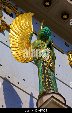 Innenraum der Kirche bin Steinhof (Kirche von St. Leopold), entworfen von Otto Wagner, Wien, Österreich, Europa Stockfoto