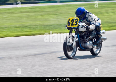 7. August 2009 - Alton, Virginia, USA - 9. August 2009: American Historic Racing Motorcycle Association (Kredit-Bild: © Mark Abbott/Southcreek Global/ZUMApress.com) Stockfoto