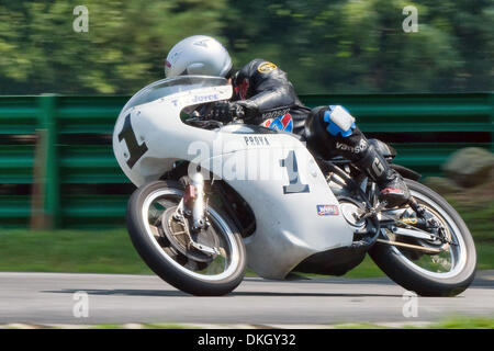 7. August 2009 - Alton, Virginia, USA - 9. August 2009: American Historic Racing Motorcycle Association (Kredit-Bild: © Mark Abbott/Southcreek Global/ZUMApress.com) Stockfoto