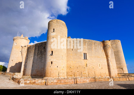 Das Schloss Bellver aus dem 14. Jahrhundert, Palma De Mallorca, Mallorca, Balearen, Spanien, Europa Stockfoto