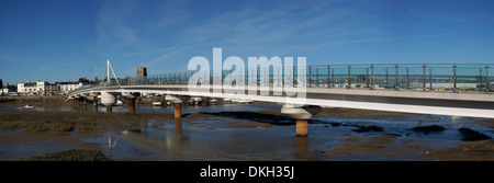 Die neue Adur Ferry Bridge verbindet Shoreham by Sea mit Shoreham Beach, West Sussex, UK Stockfoto