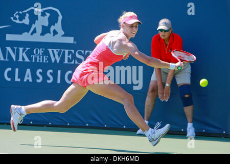 27. Juli 2009 - Stanford, Kalifornien, USA - 27. Juli 2009: Elena Dementieva (RUS) gegen Anne Keothavong (GBR), nicht in der ersten Runde spielen bei der Bank of West Classic, Sony Ericsson WTA Tour, Damen-Tennis-Turnier in der Taube Familie Tennisstadion in Stanford Kalifornien abgebildet (Credit-Bild: © Konsta Goumenidis/Southcreek Global/ZUMApress.com) Stockfoto