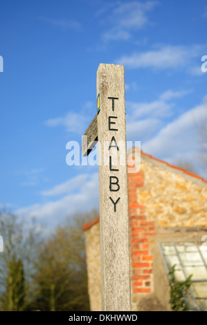 Tealby, Lincolnshire Wolds, England, UK. Wanderweg Stockfoto