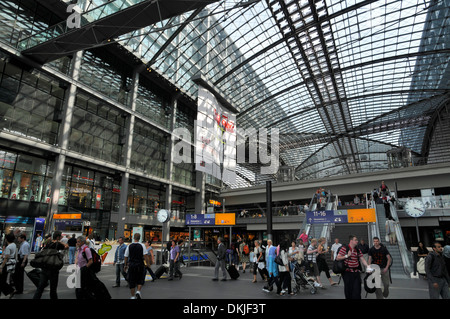 Eisenbahn Station Lehrter Berlin Deutschland Stockfoto