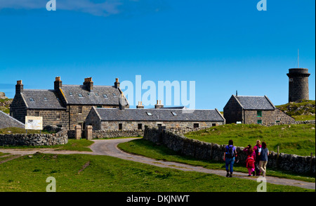 Steinhäuser am Hynish auf Insel Tiree Inneren Hebriden Scotland UK gebaut 1838 als Basis für Gebäude von Skerryvore Leuchtturm Stockfoto