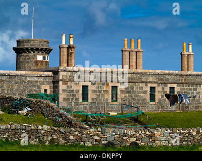 Steinhäuser am Hynish auf Insel Tiree Inneren Hebriden Scotland UK gebaut 1838 als Basis für Gebäude von Skerryvore Leuchtturm Stockfoto