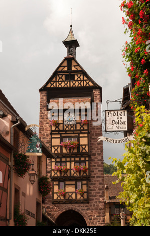 Elk213-2342v Frankreich, Elsass, Riquewihr, Dolder Tor, 1291 Stockfoto