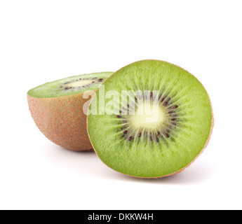 Zwei Kiwis in Scheiben geschnitten Hälften isoliert auf weißem Hintergrund Ausschnitt Stockfoto