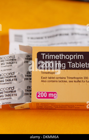 Trimethoprim Antibiotika 200mg Tabletten und Verpackung Stockfoto