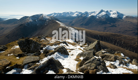 Die Cuillin Berge vom Gipfel Grat der Bheinn Dearg Mhór in Red Cuillin Hills, Isle Of Skye, Schottland, Großbritannien Stockfoto