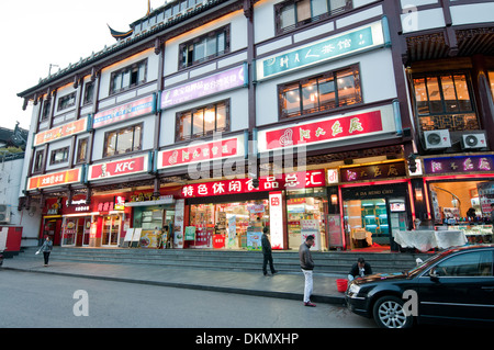 FangBang Straße am Yuyuan Tourist Mart in der Nähe von Yu-Garten, Altstadt, Huangpu District, Shanghai, China Stockfoto