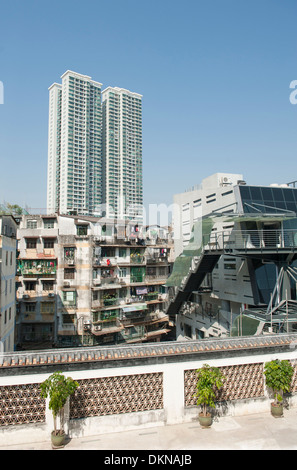 Modernes Design, Odern Wolkenkratzer und traditionelle Häuser in Macao, der Welt am meisten dicht besiedelt-Stadt, ein SAR China Stockfoto