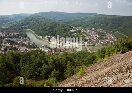 Blick auf die Mäander der Maas in Monthermé Stockfoto