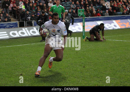 Leicester, UK. 8. Dezember 2013. Timoci Nagusa von Montpellier punktet im Heineken Cup Pool Spiel zwischen Leicester Tigers und Montpellier am Welford Road Credit: Action Plus Sport/Alamy Live News Stockfoto