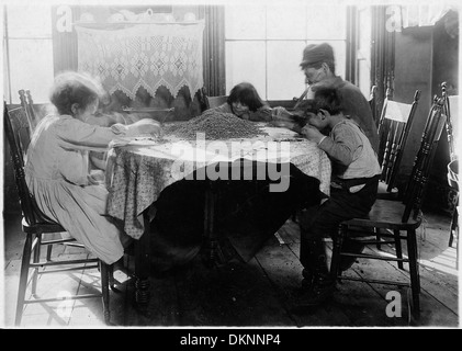 Links nach rechts, Florenz Lieto, 10 Jahre alt. Jennie Macola, 10 Jahre alt. Mamie Macola, 8 Jahre alt. Nicholas Macola... 523284 Stockfoto