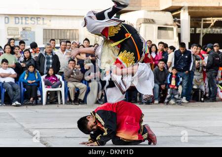 Schere Tänzer danzantes de Tijeras. immaterielle Kulturerbe der Unesco. Peru. Stockfoto