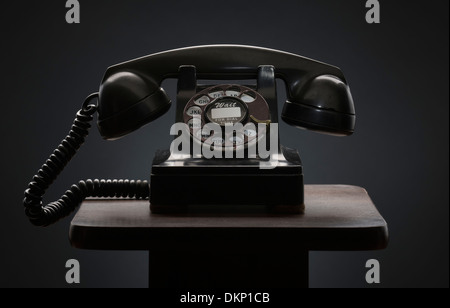 Ein Telefon in den 1930er Jahren erstmals ausgestellt sieht man im Studio, 3. Dezember 2013. (Adrien Veczan) Stockfoto