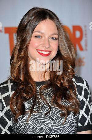 Melissa Benoist im Ankunftsbereich für TrevorLIVE Los Angeles für The Trevor Project, Hollywood Palladium, Los Angeles, CA 8. Dezember 2013. Foto von: Dee Cercone/Everett Collection Stockfoto