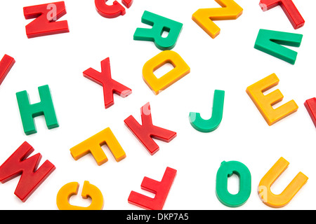 Magnet Alphabet isoliert auf weißem Hintergrund Stockfoto