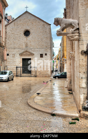 Straße in der Altstadt, Barletta, Apulien, Italien Stockfoto