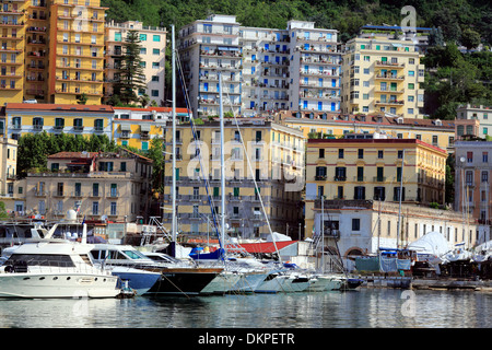 Salerno Hafen, Kampanien, Italien Stockfoto