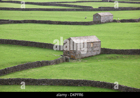 Stein-Gebäuden und Mauern in ländlichen Landschaft Stockfoto
